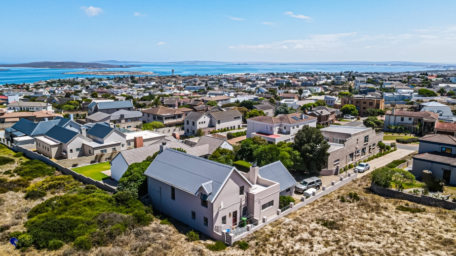 3 Bedroom Property for Sale in Myburgh Park Western Cape